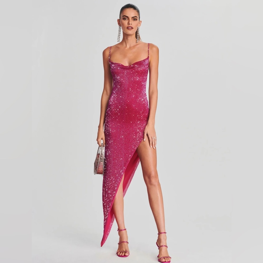 NWT: Retrofete - Topaz Glass Beaded Dress 💃🏼 
Retrofête X May Mashiah Sz: XXS